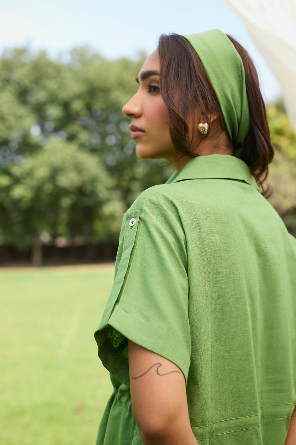 Green Linen Embroidered Set – Delicate Floral Detailing with a Graceful Finish