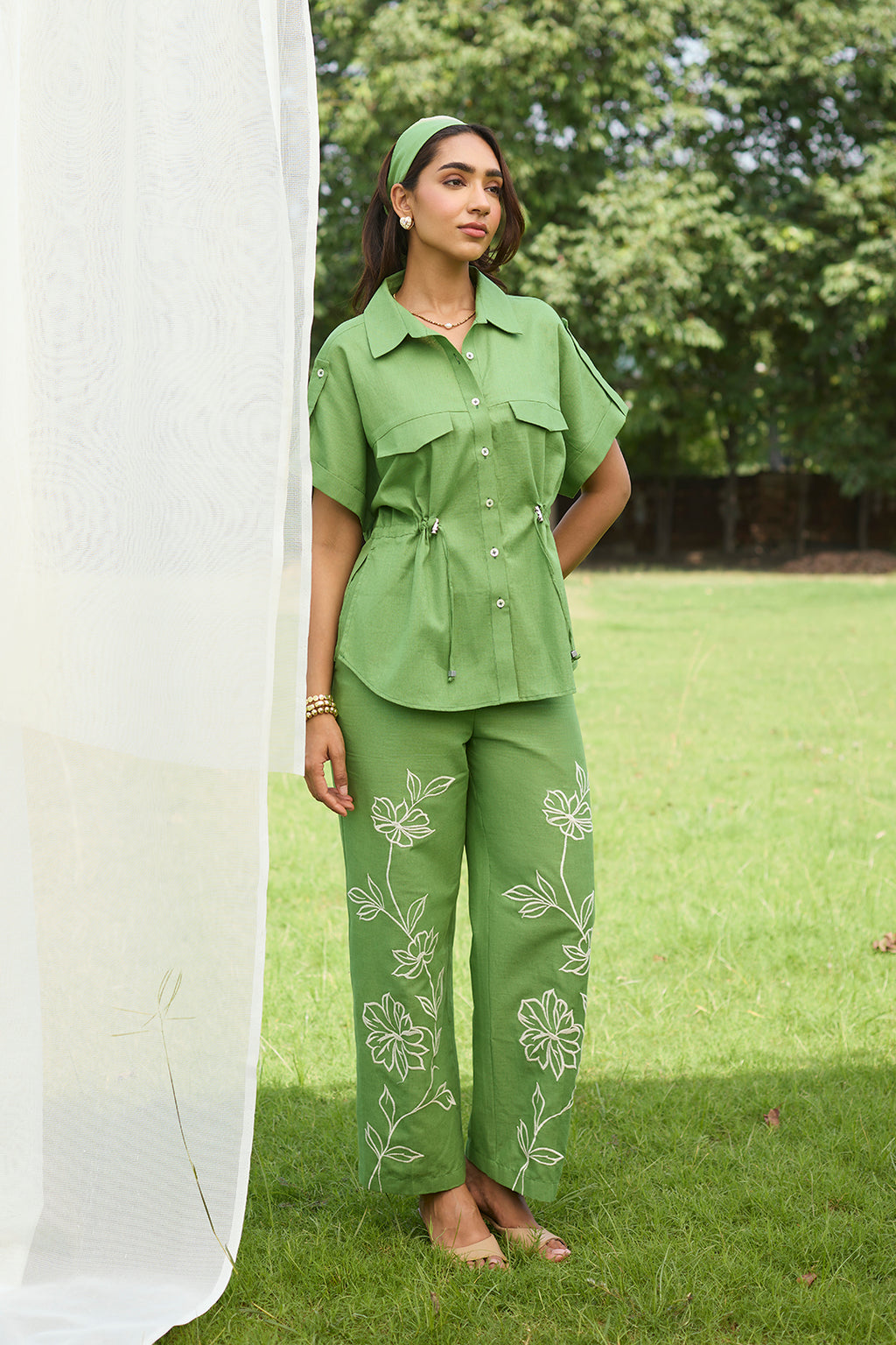 Green Linen Embroidered Set – Delicate Floral Detailing with a Graceful Finish