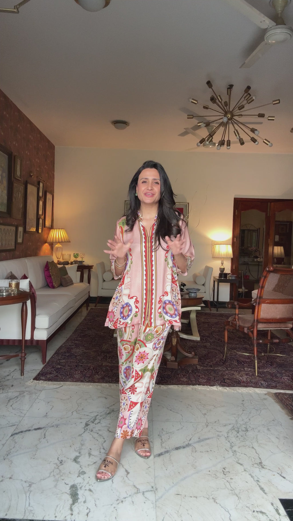 Noor Abstract Print Set – Contemporary Style with Artistic Detailing