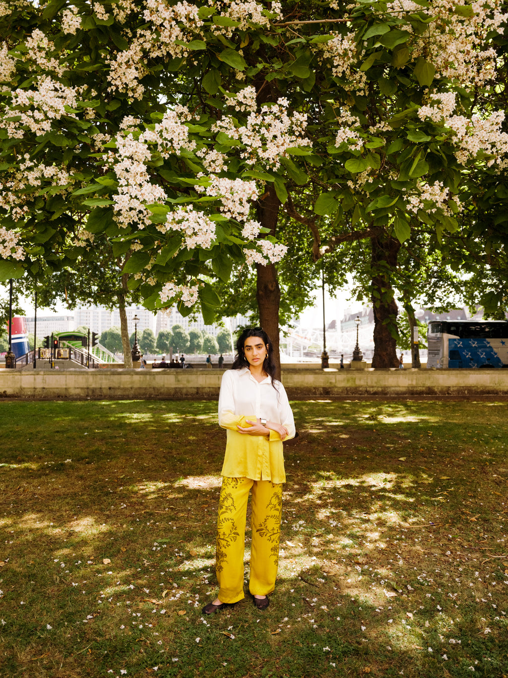 Honey Ombre Floral Set – Gradient Hue with Elegant Bloom Detailing