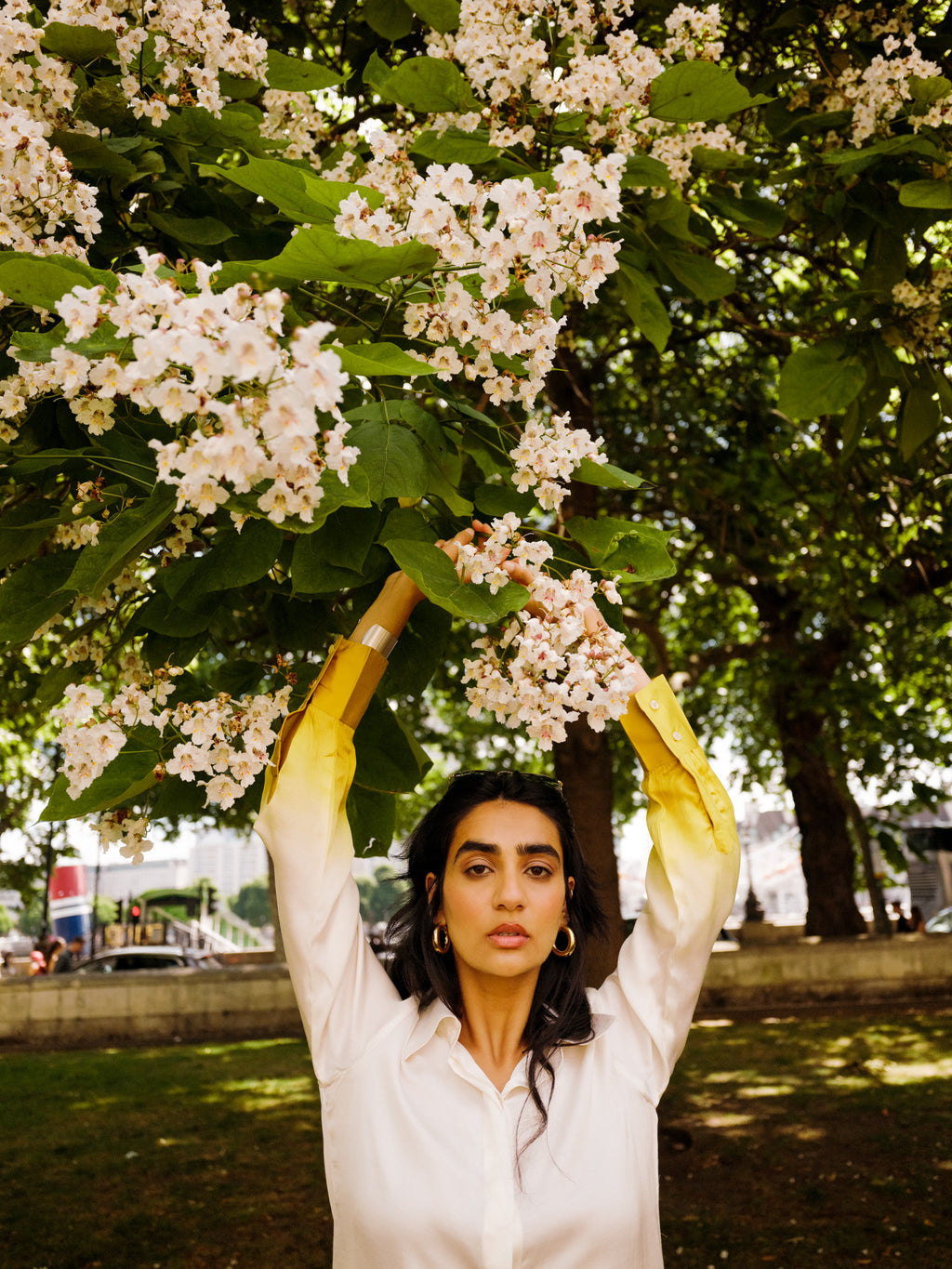 Honey Ombre Floral Set – Gradient Hue with Elegant Bloom Detailing