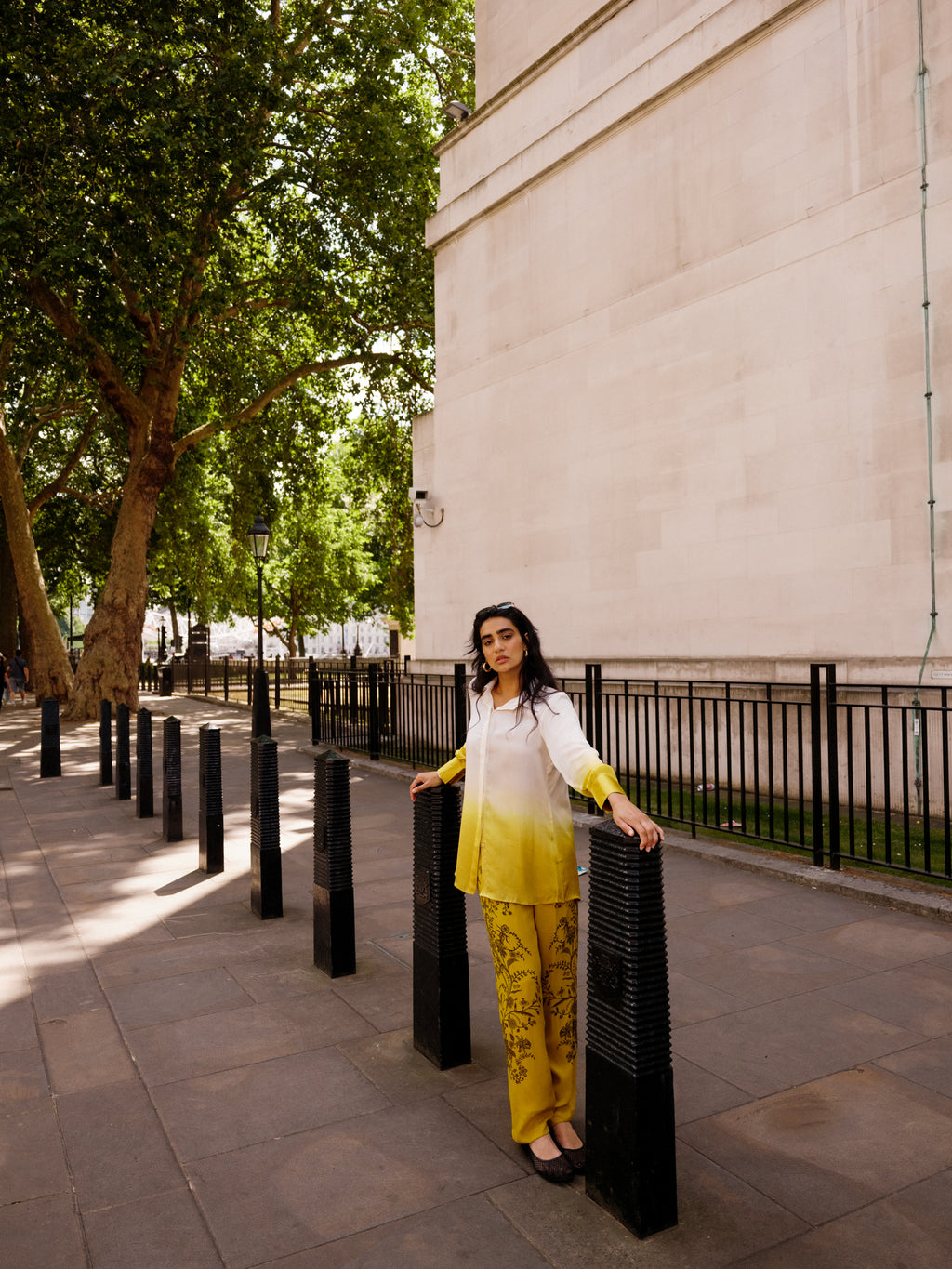 Honey Ombre Floral Set – Gradient Hue with Elegant Bloom Detailing