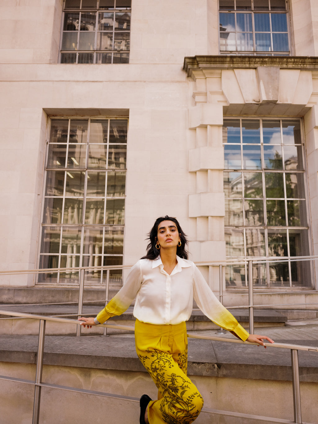 Honey Ombre Floral Set – Gradient Hue with Elegant Bloom Detailing