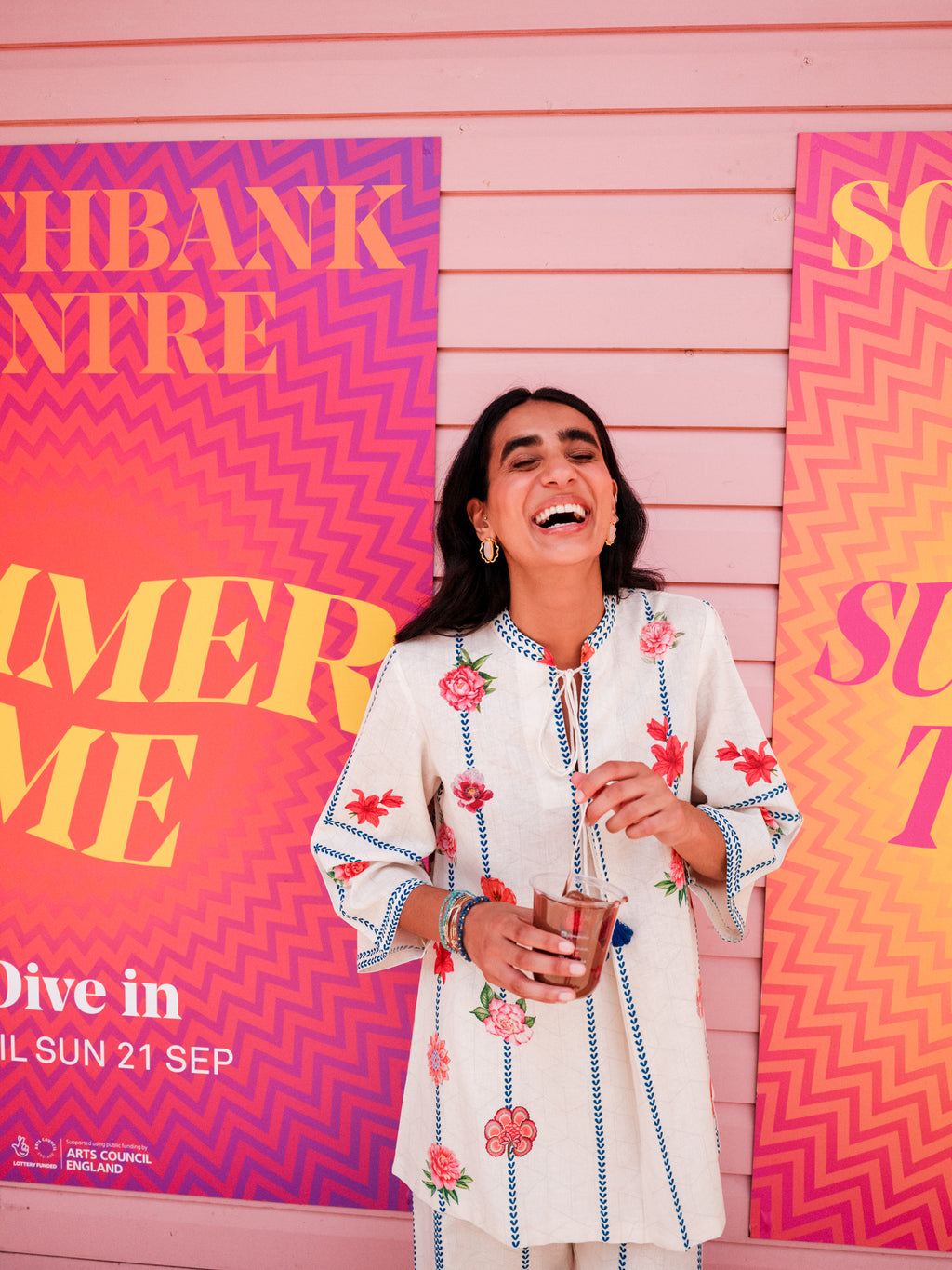 Cream Meadow Bloom Set – Elegant Floral Detailing in a Subtle Pastel Hue